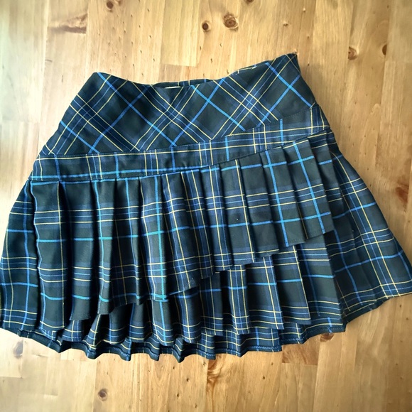 Plaid Pleated Kilt - Blue Black & Yellow - Picture 1 of 4